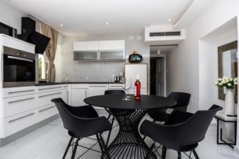 Crikvenica Apartments