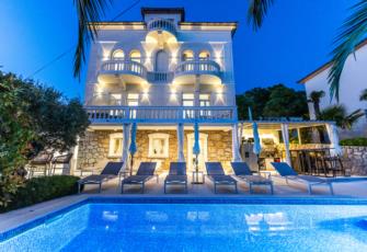 Crikvenica Apartments